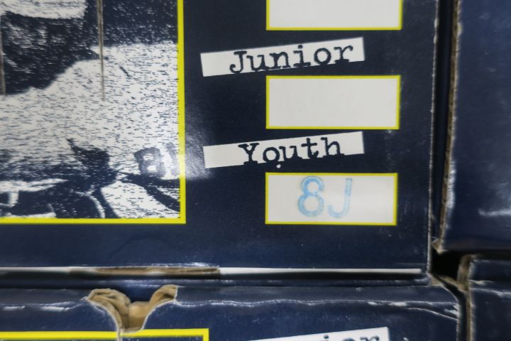 433288-17 20 pairs of Hockey skates Flite Mixed Stl