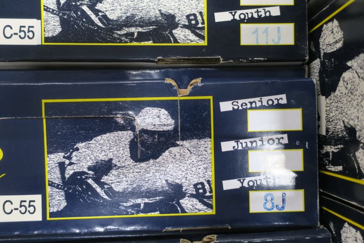 433288-24 20 pairs of Hockey skates Flite Mixed Stl