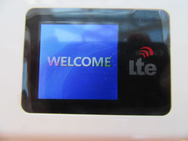 415548-2 4 st 4G-trådlöst modem/WiFi-router - Mifi LR113D