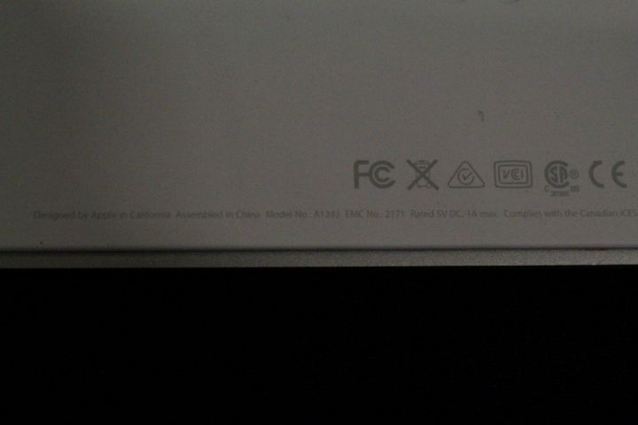 443339-11 Apple Macbook Air 1,7GHz (Mitten 2011) med 27" skärm AOC E2752V