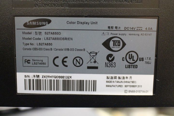 443340-5 HP Elitebook 8540p, 27 "Samsung Synmaster 850, HP Dock