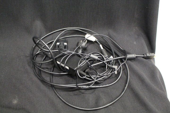 443340-20 HP Elitebook 8540p, 27 "Samsung Synmaster 850, HP Dock