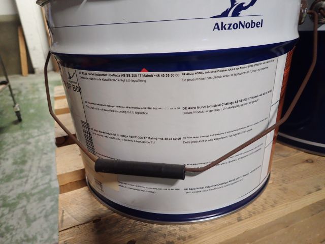403708-4 AKZO NOBEL