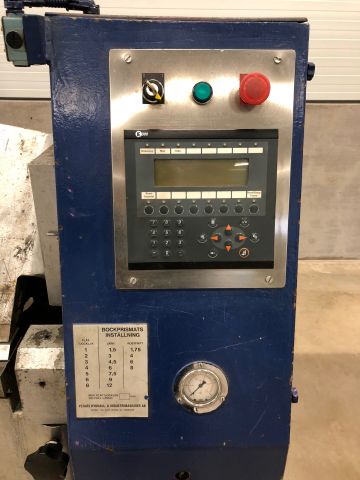 401495-2 Foldingmachine Ystad KME 2000 x 3