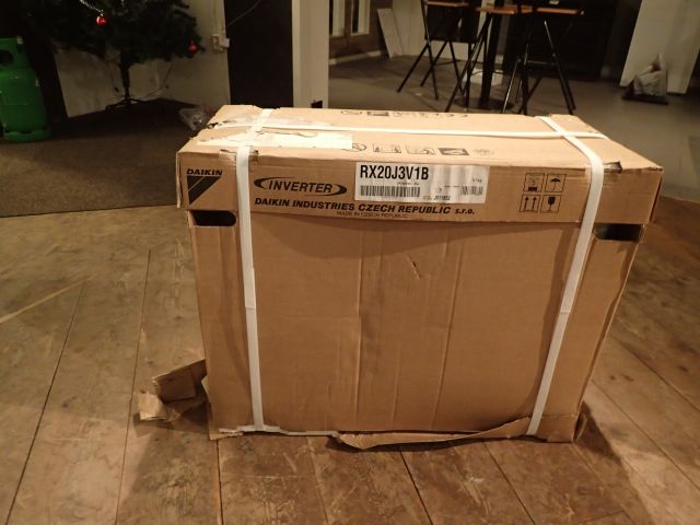 403872-8 Air heat pump INVERTER