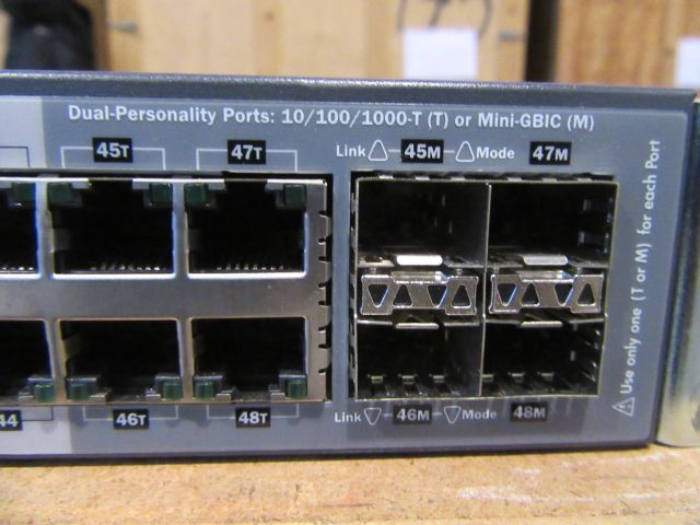 415627-3 HP ProCurve Gigabit Switch