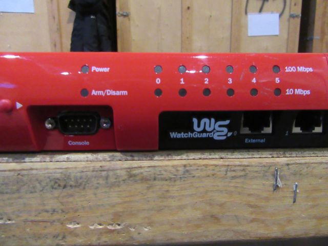 415628-3 Firewall - Firebox WatchGuard X500