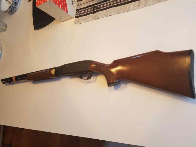 400032-4 Rifle. Remington Fieldmaster.