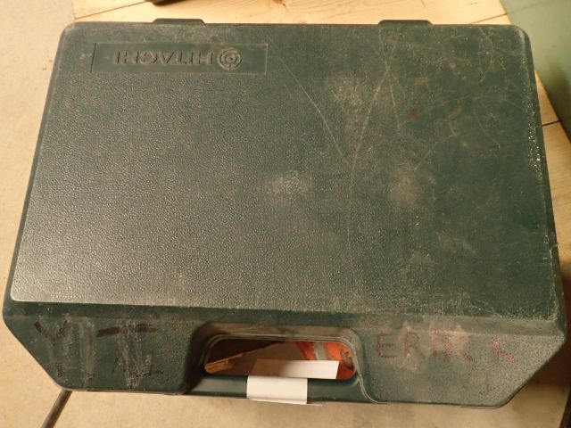 400993-5 Hitachi DH24PD3 Drill chamber