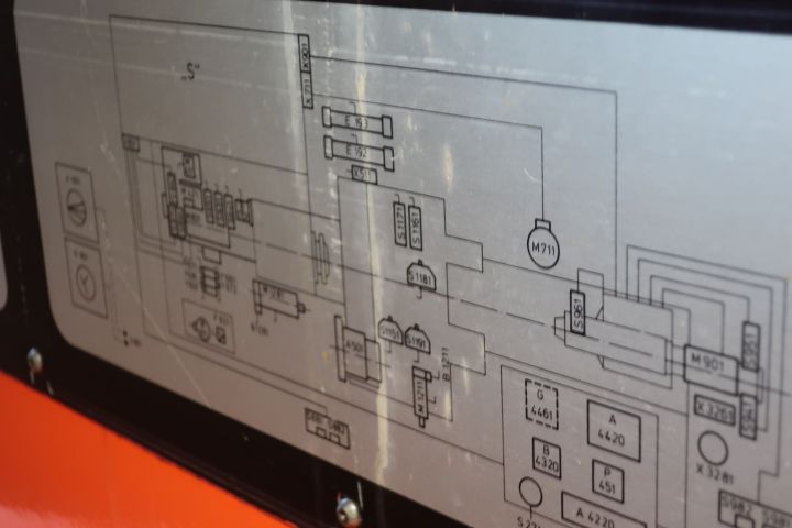 378662-11 Svarv Teach in GILDEMEISTER NEF 710