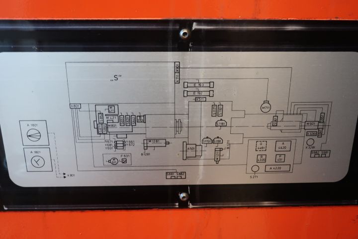 378662-19 Svarv Teach in GILDEMEISTER NEF 710