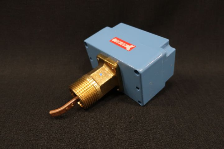 445342-1 Flow control Johnson F61SB-9100