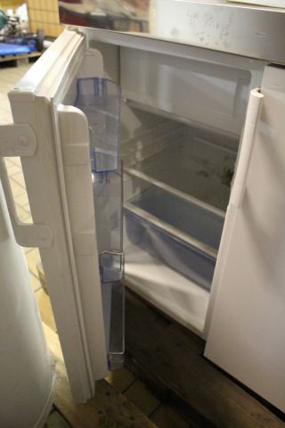 445137-4 Varmvattenberedare, trinett, bordsvärmare