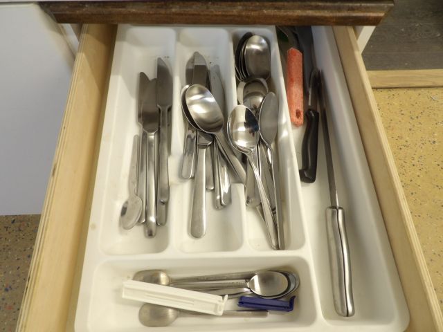 414328-7 3st Mikrovågsugnar, kaffekvarn, bryggare m.m.