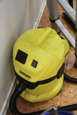 446038-2 Folding ladder, Kärcher industrial vacuum cleaner WD3.500P