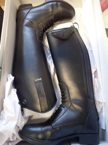 403925-3 Shoes from Equipage and Horse life stl 36/35