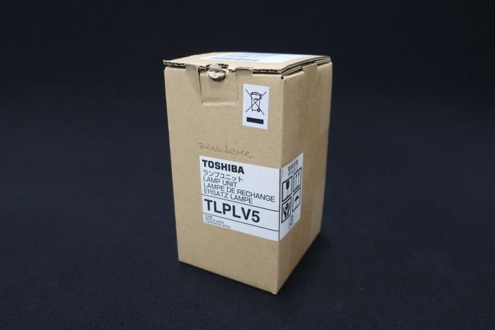 445415-1 Projector lamp Toshiba TLPLV5