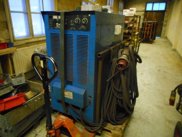 448881-1 Miller CP/CC 1500 power source