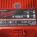 397650-2 Battery Charger Milwaukee 18-28 V - Free Shipping
