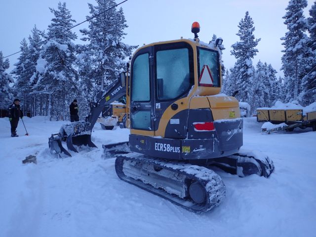 403940-7 Volvo ECR58 PLUS