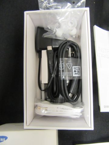 415729-7 Smartphone - 2 pcs, Galaxy J3 and Galaxy S3 mini