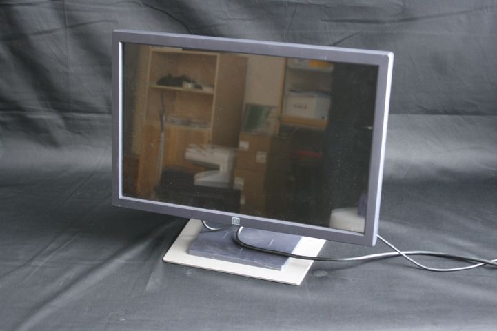 449412-9 ELO ET2200L Touch Screen Monitor