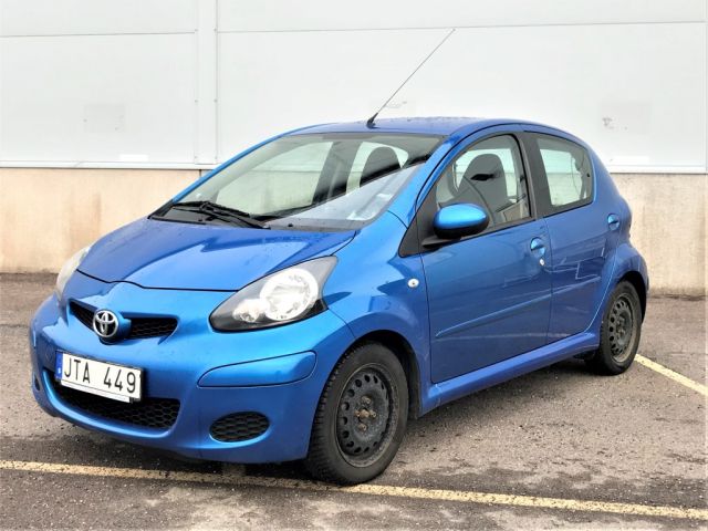 433528-1 Toyota AYGO 1.0 BLUE LINE VVT-I -09