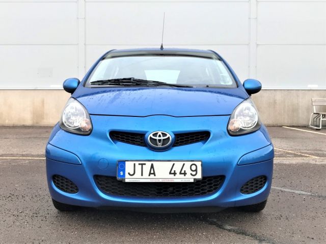 433528-2 Toyota AYGO 1.0 BLUE LINE VVT-I -09