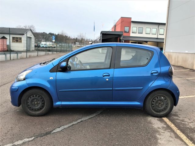 433528-4 Toyota AYGO 1.0 BLUE LINE VVT-I -09