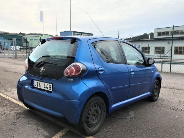 433528-7 Toyota AYGO 1.0 BLUE LINE VVT-I -09