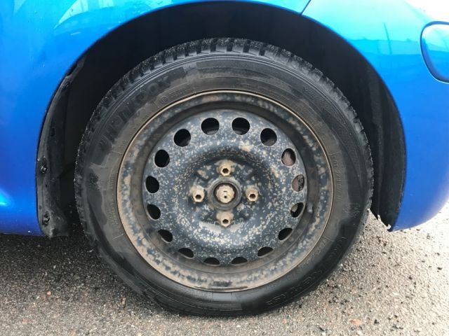 433528-9 Toyota AYGO 1.0 BLUE LINE VVT-I -09
