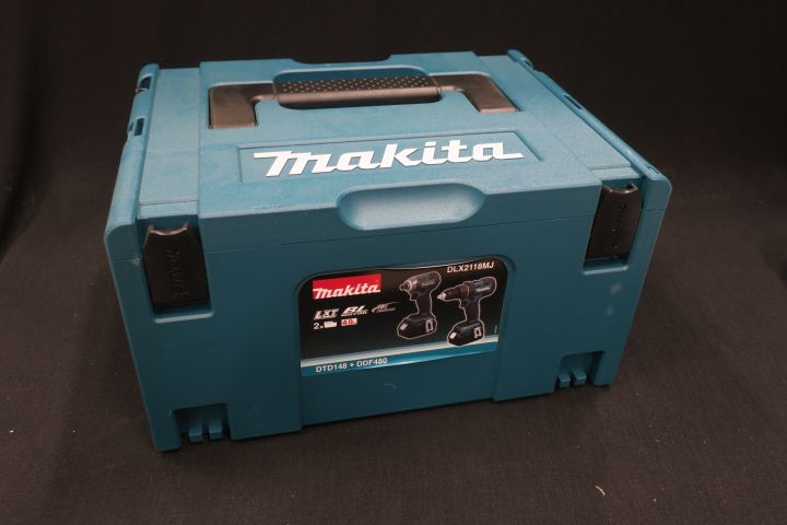 449036-4 Verktygspaket Makita DLX2118MJ