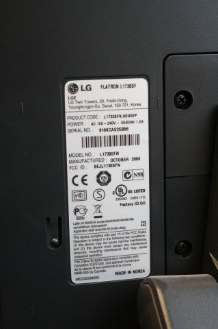 449930-7 LG Flatron L1730SF Touchscreen 4pcs selling to higgest bidder