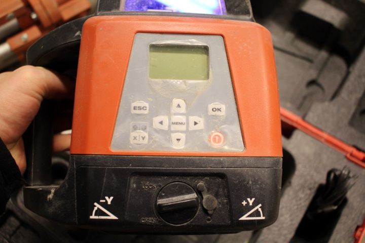 447999-4 Tvåfalslaser med stativ Hilti PRE 38