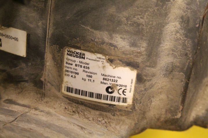 448000-7 Asfaltskap med vagn Wacker Neuson BTS 635