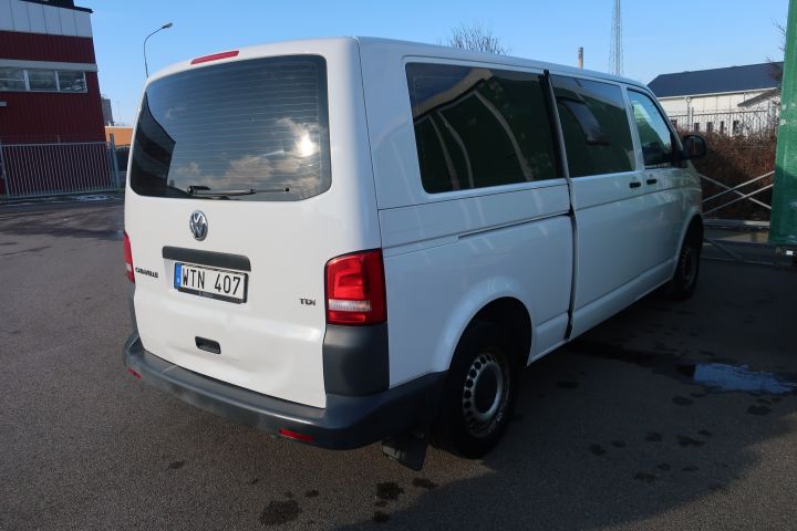 446994-2 Volkswagen 7HC Caravelle - 2010
