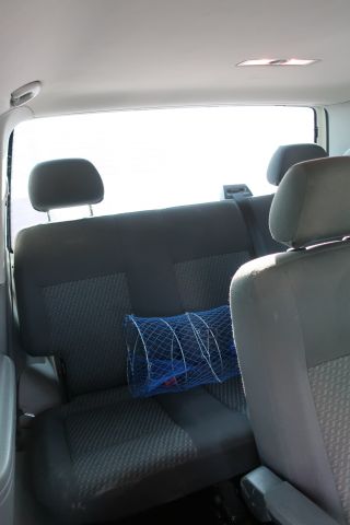 446994-17 Volkswagen 7HC Caravelle - 2010