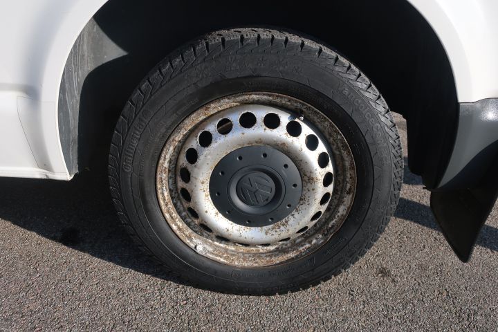 446994-12 Volkswagen 7HC Caravelle - 2010