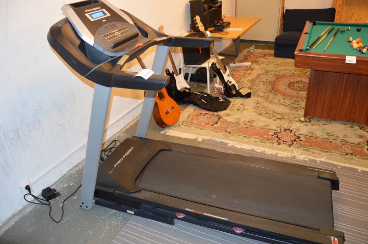 419252-4 Treadmill Pro-Form Endurance M7