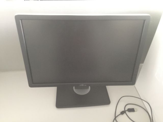 450827-4 Dell Computer & Dell Display
