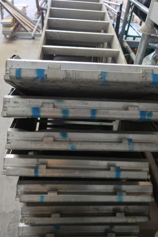 446995-7 Peri Up Rosette stairs for stands, 8pcs