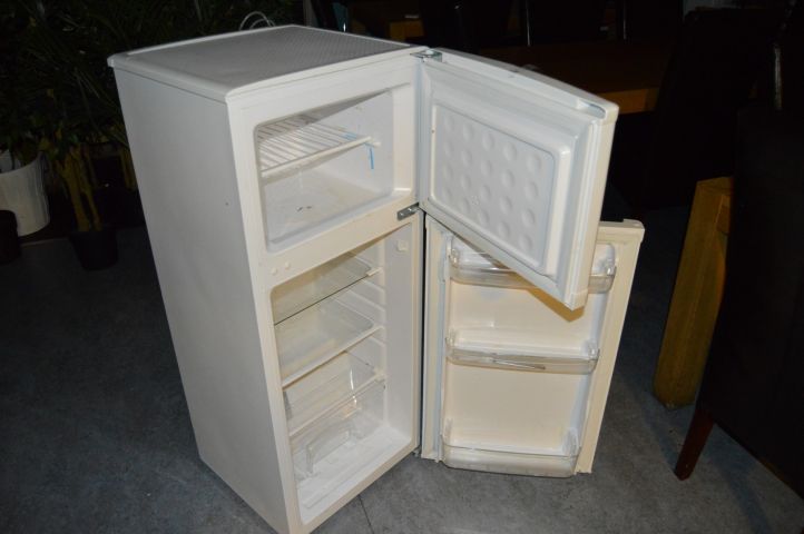 419283-2 Matsui fridge / freezer M50TW12E