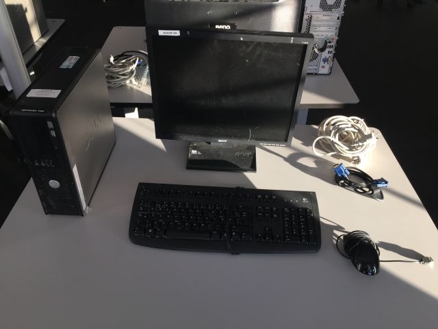 450847-1 Dell Computer & Acer Screen