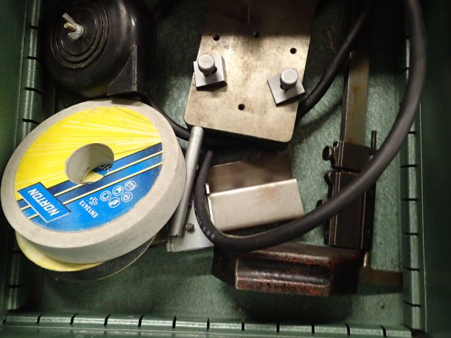 399974-22 Workbench with accessories