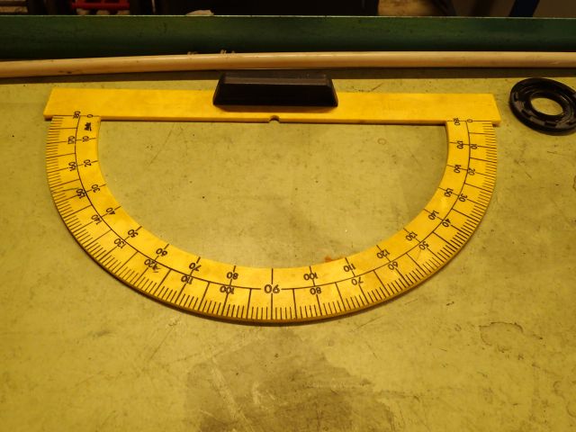 399974-29 Workbench with accessories