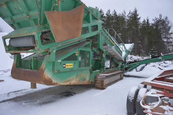 451571-15 McCloskey R155 High Energy Screener