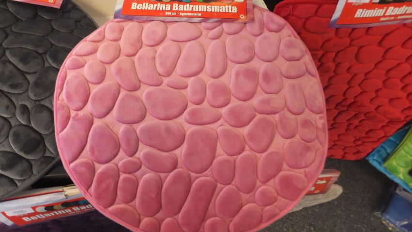 404275-3 12 bath mats round