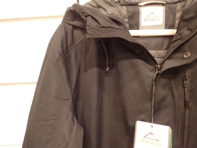 403998-11 Parkas McKinley stl. XL Mr.