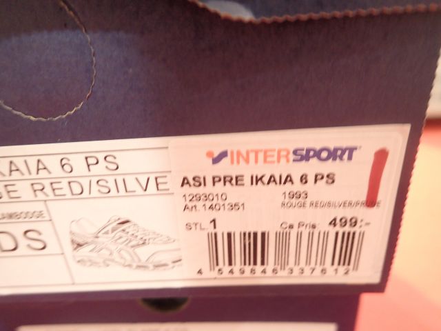 404169-9 Big party with shoes Asics