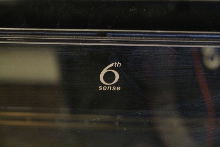 451730-4 Inbyggnadsugn Whirlpool AKZM 6560, A+